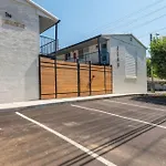 Nashville Vibes- Stay, Play, And Relax Unit 5B Apts