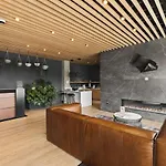 Luxury Penthouse With 2 Floors Pool Patio Gym Walk To Broadway *