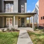 Ultimate Bach 10Min To Dt Ig Walls Every Room