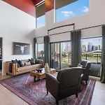 Holiday home - 635 7th Ave S Unit 608 Nashville