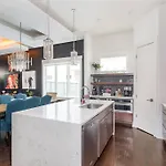 Luxury House - Heated Pool - In The Gulch - Walk Anywhere