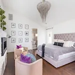 Luxury House - Heated Pool - In The Gulch - Walk Anywhere