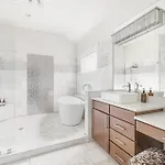 Holiday home Luxury House - Heated Pool - In The Gulch - Walk Anywhere