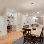 Luxury With Stunning Rooftop Views! Apartment Nashville