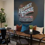 Large Royal Townhome Beautiful Design And Rooftop Holiday home *
