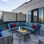 Large Royal Townhome Beautiful Design And Rooftop Nashville