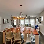 Gorgeous Downtown Pad 3 Bedroom 2.5 Bath Large Patio * Nashville