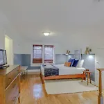 Holiday home Huge Backyard Private Patio Charming *