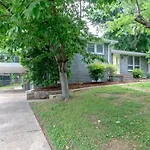 Music City Megastar Private Pool And Hot Tub