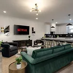 Super Luxury Maximum Space Gorgeous Decor