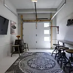 The Ryman 4 Bedroom Haven With Scenic Rooftop *