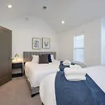 Ten Minutes To Broadway Alluring Gated Townhome