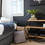 Holiday home Downtown Luxury Large Townhome Lots Of Beds