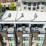 Holiday home Rhythmic Retreat Rooftop Lounge 4 Bedroom 4.5 Bath