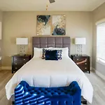 I Love Nashville Near Music Row Free Parking