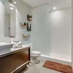5m403- Traveler's Haven 1bd 1-5b 2 Story East *