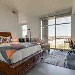 5m403- Traveler's Haven 1bd 1-5b 2 Story East *