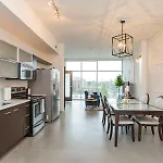 5M412- Sophisticated 1Br Condo