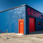 1009 Eastside Vibe - Big & Central