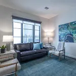 121 Floor 3 Buyout By Avantstay Entire Third Floor Buyout Of 121 Sleeps 18 Apartment *