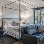 Apartment 121 Floor 3 Buyout By Avantstay Entire Third Floor Buyout Of 121 Sleeps 18 *