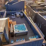 Twin Homes Rooftop Deck Hot Tub Outdoor Kitchen Nashville