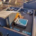 Holiday home Twin Homes Rooftop Deck Hot Tub Outdoor Kitchen Nashville