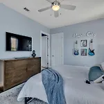 Broadway Blues At Lofts At Vandy West End Holiday home *