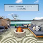 The Daylily Rooftop Patio, Steps To Dining Nashville