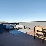 West End Escape - New Build With Rooftop Views Holiday home Nashville