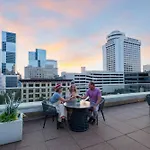Skyline Suite With Penthouse & Rooftop Deck 6Br By Maddox Hotel