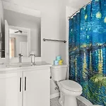 Large Marvel Themed 14ppl Spacious Townhome Holiday home