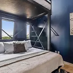 Grand Ole Nashville- Walk To Broadway & Honky Tonks! Apartment *
