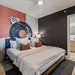 Apartment Grand Ole Nashville- Walk To Broadway & Honky Tonks!