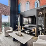 Grand Ole Nashville- Walk To Broadway & Honky Tonks! Apartment