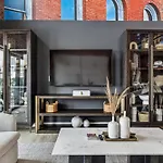 Apartment Grand Ole Nashville- Walk To Broadway & Honky Tonks! *