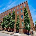 Lofts On 30Th Ave