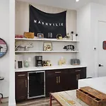 5br Rooftop Retreat 7 Min To Broadway * Nashville