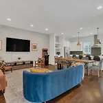 2 Lux Homes Huge Rooftop 2Mi To Dt Sleeps 24