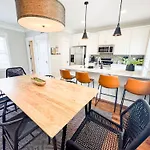 Holiday home Belmont And Broadway Great For Groups