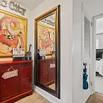 Heart Of Downtown/walk To Broadway & The Action/bars/music Venues/honky Tonks! Apartment