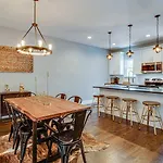 Side By Side Townhomes In East * Nashville