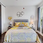 Dream In Desirable West End Nashville