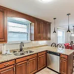 Holiday home Luxurious 4br Pet Friendly *