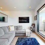 Illume 305