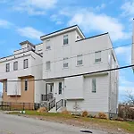 Nashville Delight - Fun Murals & Downtown Views