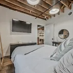 Luxe Loft With Speakeasy Parking And 2 Mi To Broadway Apartment
