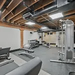 Luxe Loft With Speakeasy Parking And 2 Mi To Broadway Apartment
