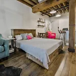 Luxe Loft With Speakeasy Parking And 2 Mi To Broadway * Nashville