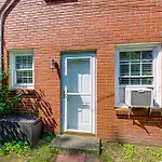 7 Mi To Dtwn Apt With Spacious Yard In Nashville